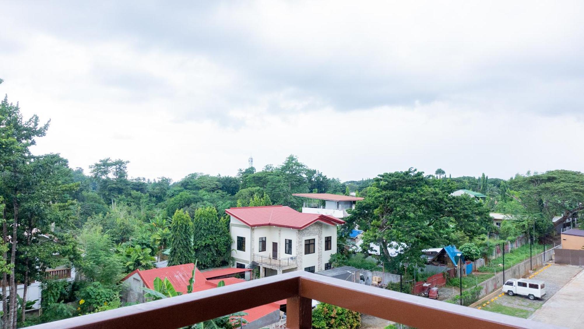 Palawan Modern Living In A Thoughtfully Designed Staycation Near Airport - B1 5Kunzite Puerto Princesa Exterior photo